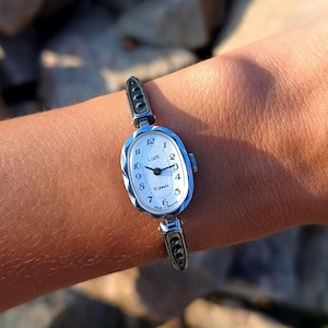 Watches for women, Small watch, Vintage womens watch, Retro watch for women, Gift for her, silver small vintage watch, Y2K