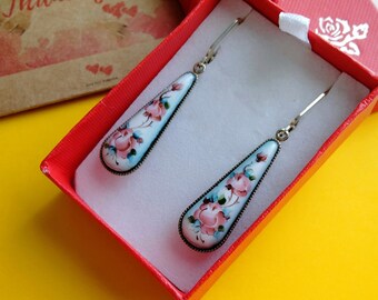 Women&#39;s Ukrainian earrings, earrings for girls, summer earrings,vintage earrings, gift-wrapped earrings,  gift for her, earrings in gift box