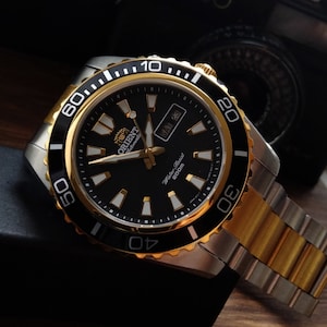 Vintage men&#39;s watch gold Orient automatic with calendar, diver sports watch, black big watch for men, waterproof watch, ORIENT MAKO