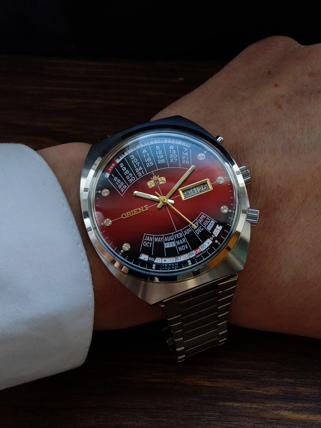 Rare Orient College Automatic Watch, Red Multi-calendar, 21 Jewels