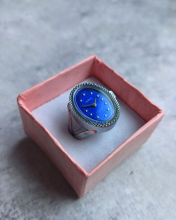 Blue Ring Watch Women, Vintage Mechanical Watch, 1980s  display picture 1
