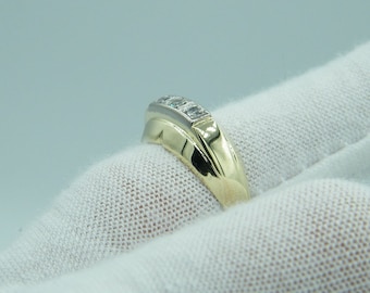 Antik Diamantring aus 585 Gelbgold mit 3 Diamanten / 14ct Damenring / Diamantenring / Goldring 14 k / antiker Schmuck