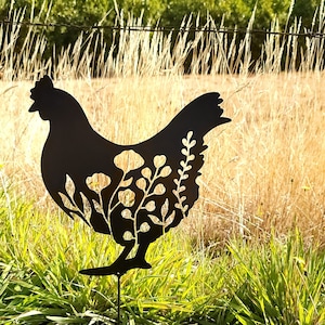 Metal Art Floral Garden Chicken Stake Decoration, Gift Yard Art Spring Garden Decoration Outdoor Decor, Farmhouse Chicken Coop, Hen House