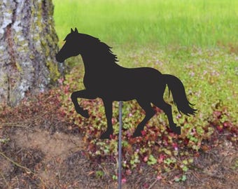 Metal Prancing Horse Sign Elegant Horse Trotting Warmblood Tennessee Walking Gated