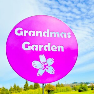 Personalized Grandmas Garden Metal Art Sign Stake Decoration Garden Yard Art Hand Made Spring Garden Decoration Outdoor Garden Decor