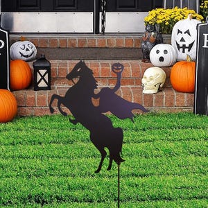 Decoração de Halloween do Cavaleiro Sem Cabeça Estaca de Jardim Decoração de Halloween Arte de Metal Pendurada com Sombras Decoradas Decoração de Sleepy Hollow Decoração Assustadora Personalizada