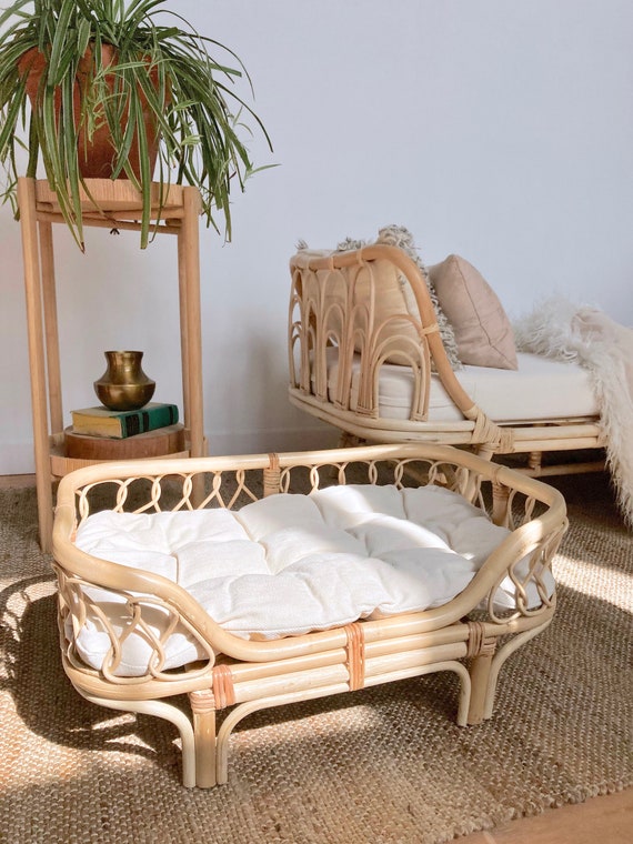 wicker pet bed