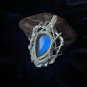 Labradorite Pendant | Handmade Wire Wrapped Necklace | Spiritual Jewelry | Mother of Pearl | Elven Fantasy Crystal Jewelry | Healing Stone