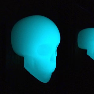 Skull Door Knobs/Drawer Knobs that glow in the dark (Set of 2), Kitchen/Bathroom Cabinet Skull Door Handles