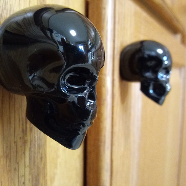 Black Skull Door Knobs/Drawer Knobs (Set of 2), Black Kitchen/Bathroom Cabinet Skull Door Handles, Drawer Pulls, Cabinet Pulls
