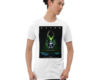 Chemise de film extraterrestre | Alien Movie Poster Art Xenomorph TShirt Pop Culture Gift T-Shirt à manches courtes Unisexe T-Shirt - Livraison gratuite!