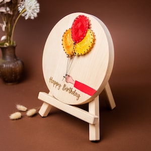 String Art - Geburtstagsgeschenk Mädchen Jungen Vater Mutter Oma Karte Krone Party Luftballons