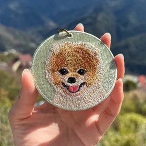 Pomeranian keychain dog embroidered embroidery gift