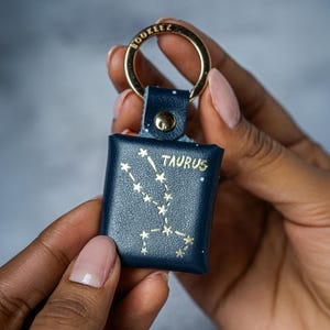 Llavero con álbum de fotos de horóscopo y signos astrológicos, recuerdo del zodíaco personalizado para fotos, regalo ideal para entusiastas de la astrología