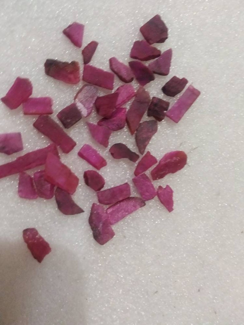 Raw natural ruby dyed,ruby rough slice fine pink,red color quality tiny piece small rough for Jewelry craft work healing powers gemstone AAA zdjęcie 4