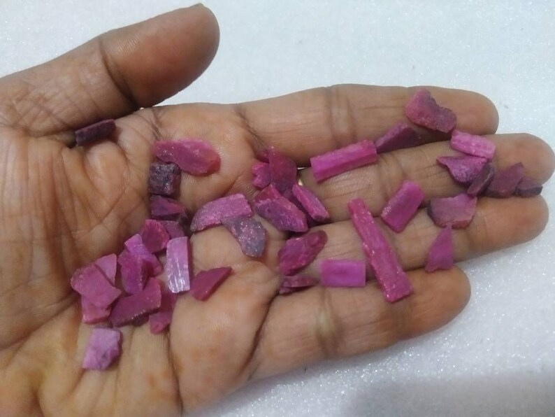 Raw natural ruby dyed,ruby rough slice fine pink,red color quality tiny piece small rough for Jewelry craft work healing powers gemstone AAA zdjęcie 5