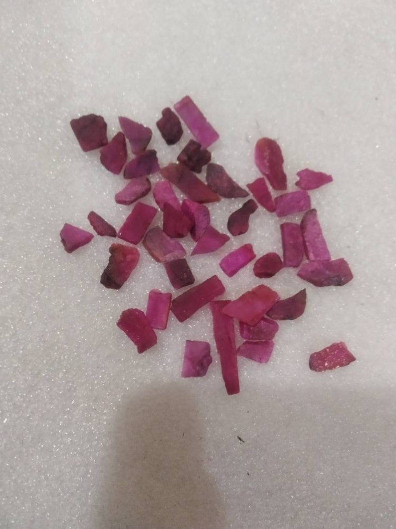 Raw natural ruby dyed,ruby rough slice fine pink,red color quality tiny piece small rough for Jewelry craft work healing powers gemstone AAA zdjęcie 3