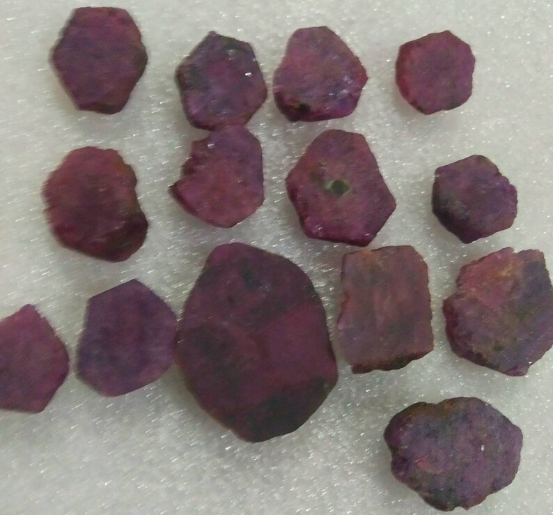 Natural ruby raw slices precious stones rough slices fine colour quality loose gems for jewelry wire wrapping healing power gemstone AAA.