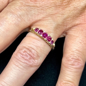 Antique Certificated Natural Ruby and Diamond Carved 5 Stone 18ct Gold Ring. English Hallmarked 1894.