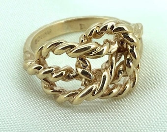 Vintage 9ct Gold Lover's Knot Ring. Hallmarked London 1975. Well Made at 4.6g!