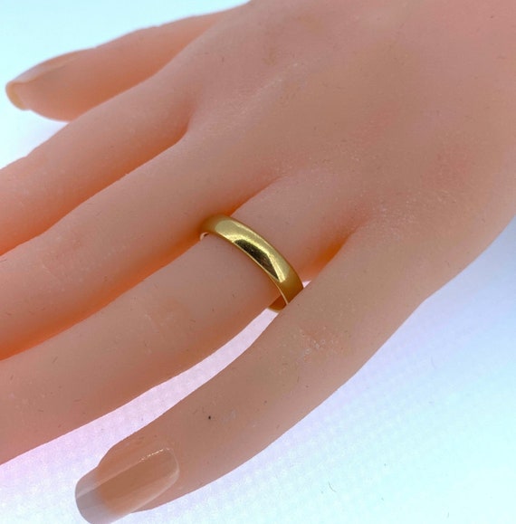 Vintage 22ct Gold Heavy Court Wedding Ring. Birmingham 1929