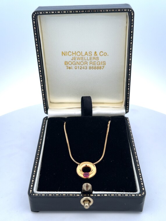 Vintage Contemporary Solitaire Ruby 18ct Gold Pen… - image 8