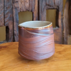 Handmade Textured Ceramic Matcha Bowl - Shino - Slip Decoration - Wabi-sabi Tea Matcha Chawan Stoneware - One-of-a-kind Artwork - Coffee Cup