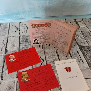 Billet Komsomol sur une femme Ancien billet Soviétique original Komsomol 1975 Document ancien Document soviétique Ancien document Union soviétique