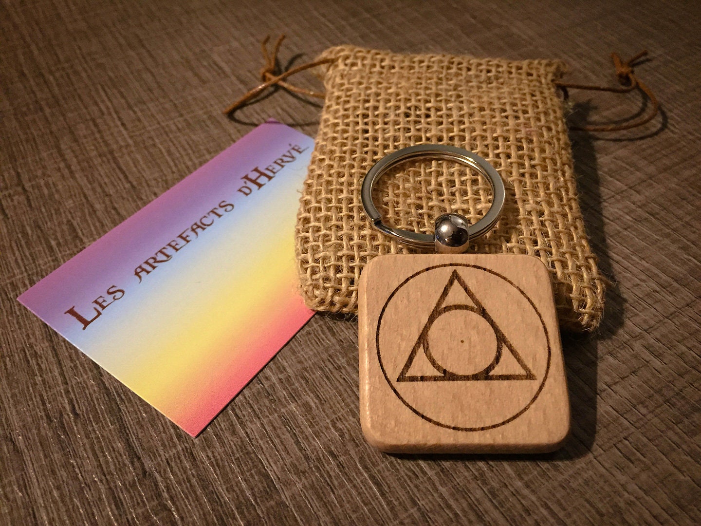 Porte Personnalisable Spirituel Clé Carré en Bois et Métal Triangle Divin