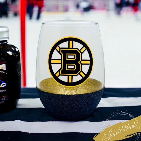 Boston Bruins Hockey Glittered Stemless Wine Glass / Custom Team Hockey Cup /  Personalized Hockey Glass/ Bruins Hockey Cup