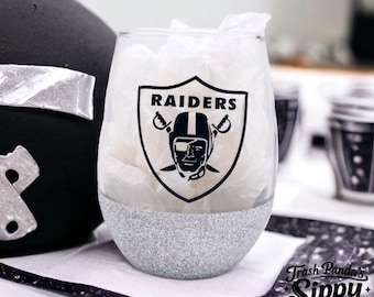 Las Vegas Raiders Glitter Wine Glass: Football Sports Gift