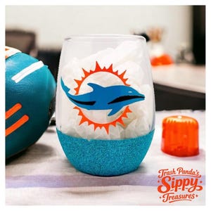 Miami Dolphins Glitter Wine Glass: Stemless Football Sports Cup