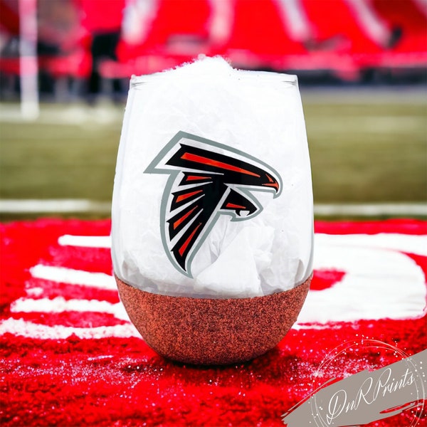 Atlanta Falcons Football Wine Glass / Glittered Stemless Football Glass / Falcons Sports Cup/ Personalized Football Wine Cup