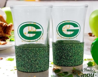 Green Bay Packers Glitter Shot Glasses: Football Party Gifts (Set of 2)