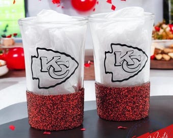 Chiefs Glitter Stemless Wine Glass: Football Sports Gift