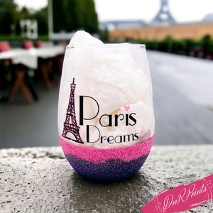 Paris Glitter Wine Glass / Valentines Gifts / Valentine Decor / France / French Wine Glass / French Decor