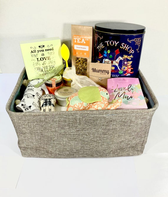 new parents gift hamper