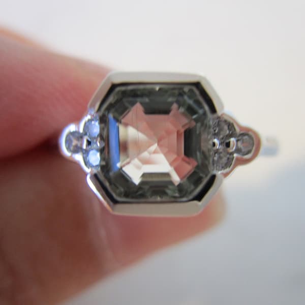 Modern Art Deco green amethyst hexagon ring