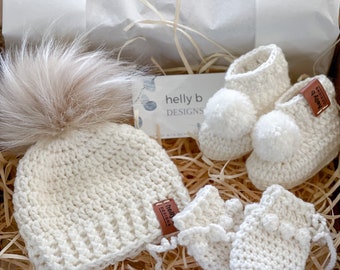 Winter Woolly Gift Set: Beanie,Booties and mittens. Sweet 100% Australian merino wool set in size 0-3 and 3-6m