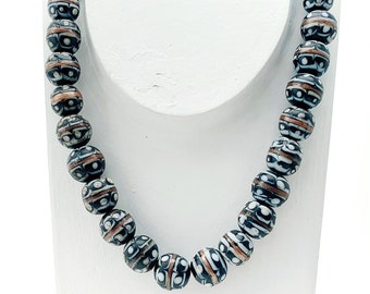 Vintage Glass Beads | Handmade pearls | Unique pearls | Tribal Beads | First-class quality | BeadsCompany SN29