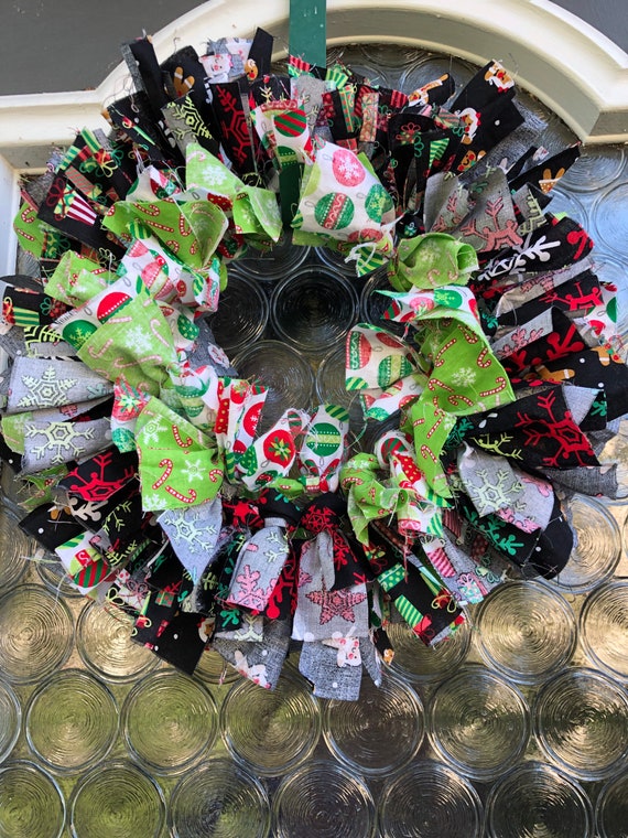 DIY Wreath kit Christmas, 8" round wreath, 14" round wreath, candy cane wreath, rag wreath, Christmas decoration, together time, easy craft