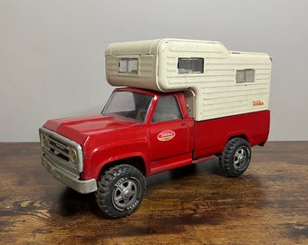 Vintage Tonka Pick Up Red Truck Camper aus gepresstem Stahl