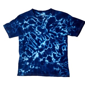 Tie Dye T-Shirt, Youth Medium, Blue and White Scrunch