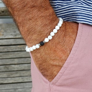 Men&#39;s bracelet howlite and lava stone 6mm. Stackable gemstone stretch bracelets. Gift for him