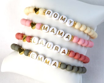Name Bracelet, Initials Bracelet personalized. Friendship Bracelet with Heart, Color Choice, Gift for best Mom