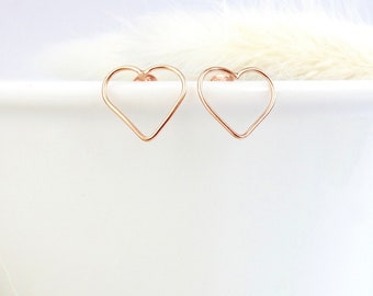 Pendientes de corazón en oro rosa. Pendientes de plata de ley 925 con forma de corazón minimalista. regalo para ella