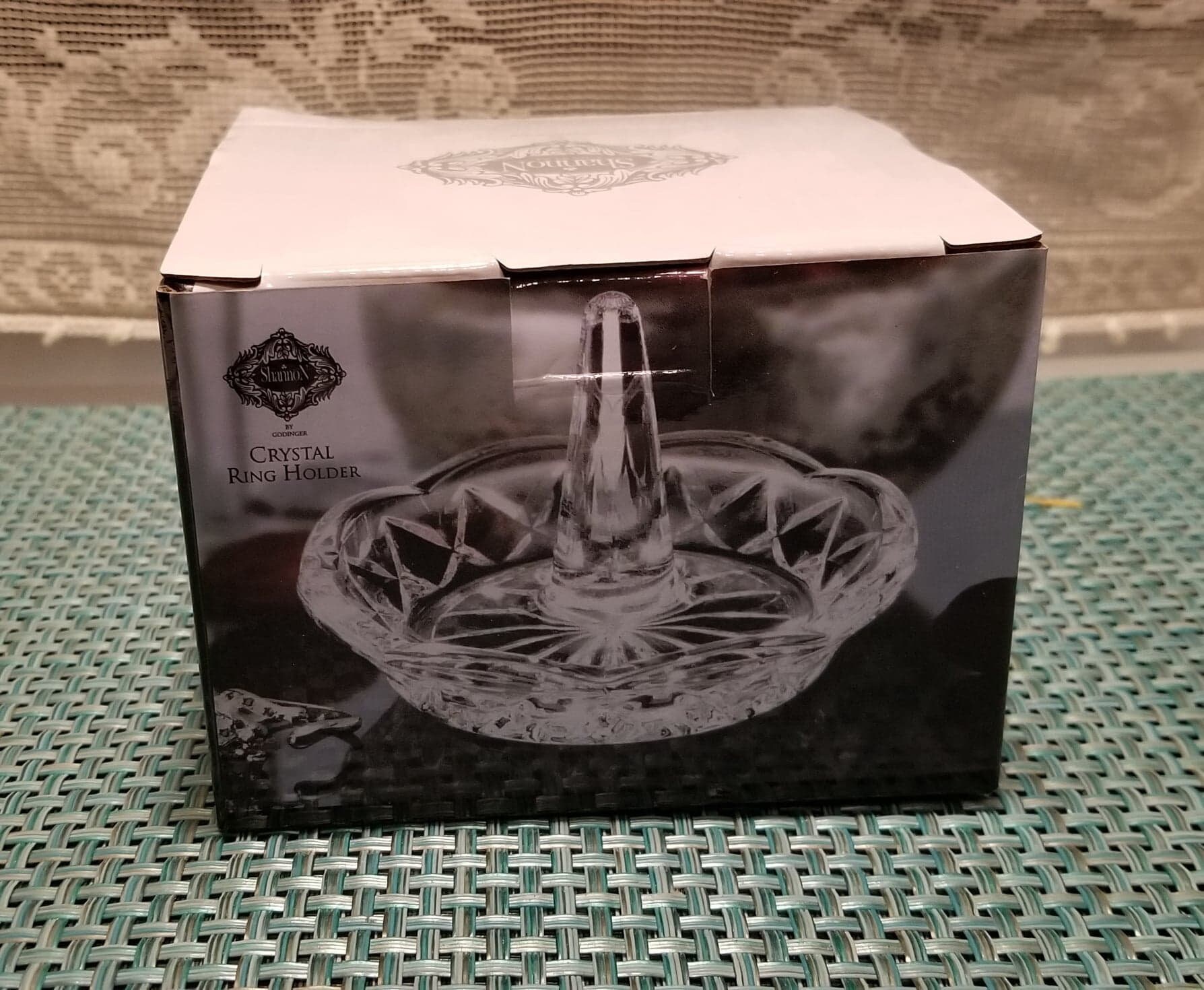 Shannon crystal ring holder clearance