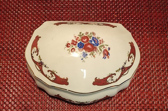 Vintage Porcelain Oriental Jewelry Box - image 10