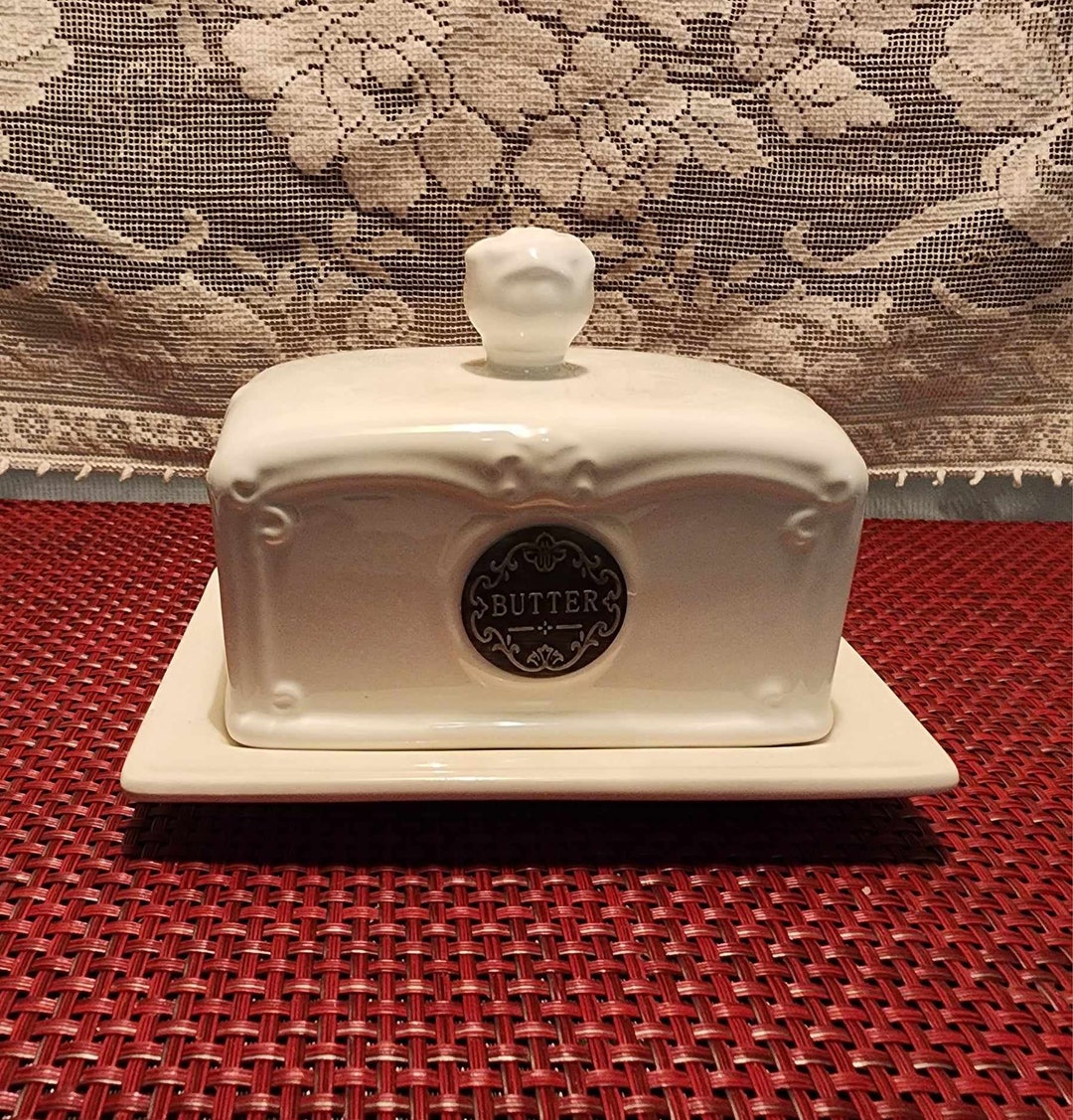 THL White Farmhouse Butter Dish With Silver Emblem Etsy