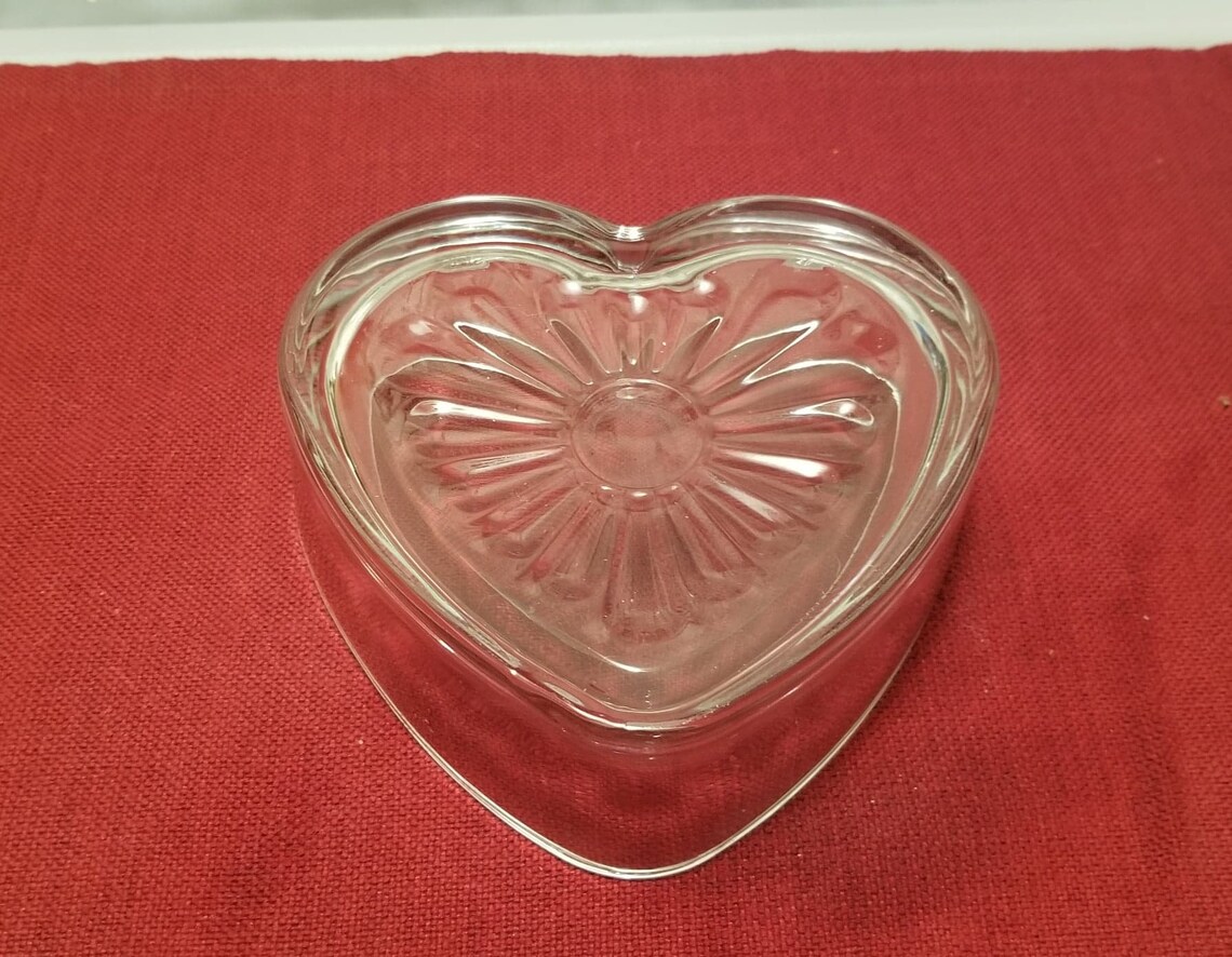 Heart Shaped Glass Bowl / Trinket Dish / Candy Dish Etsy